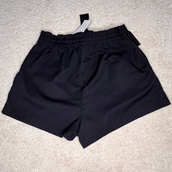 HM Black Shorts Size 6 NWT - Picture 3 of 4